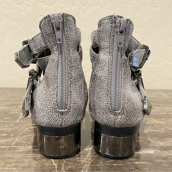 Jeffrey Campbell Everly Two-toned Leather Ankle Boots - Picture 11 of 13